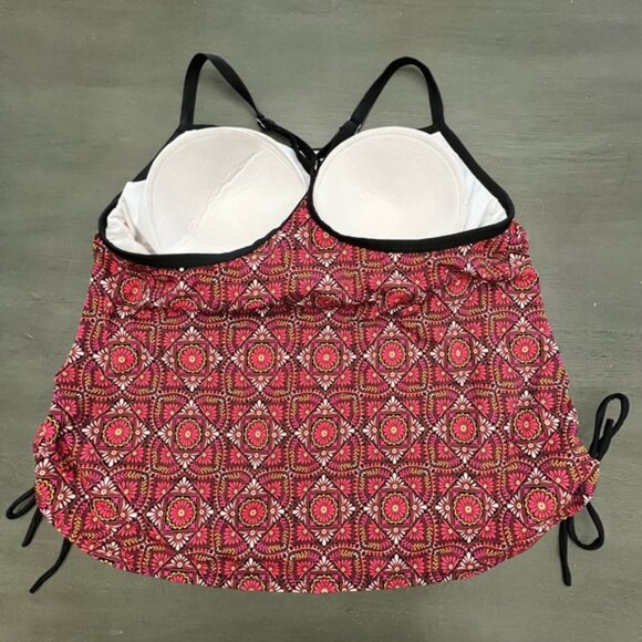 south point Hot Pink Orange Black Geometric Racerback Tankini Swimsuit Top 18W - Picture 3 of 3